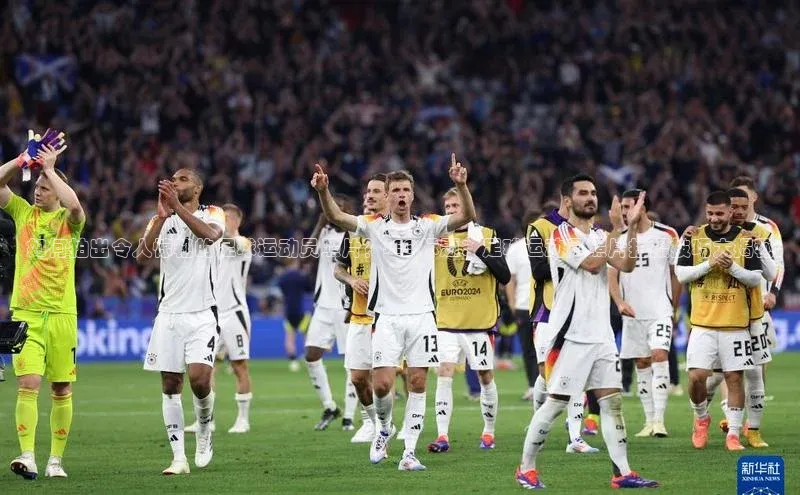 天博平台app官方入口百度智能云如何拍出令人惊艳的足球运动员照片？SEO标题：足球运动员照片拍摄技巧大揭秘